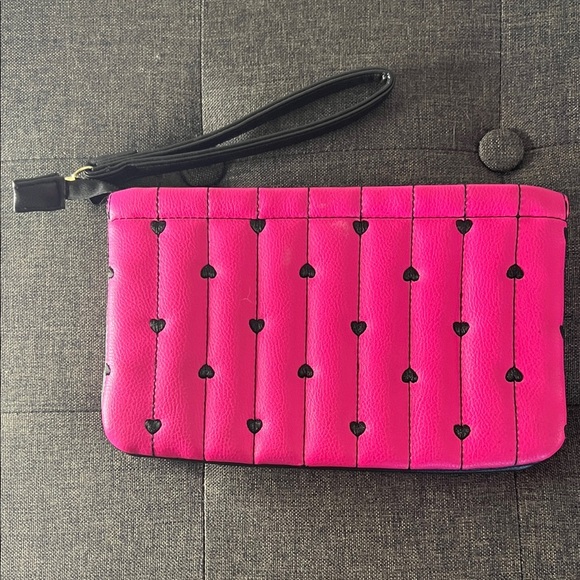 Betsey Johnson Vibrant Pink Heart Wristlet - Picture 2 of 5